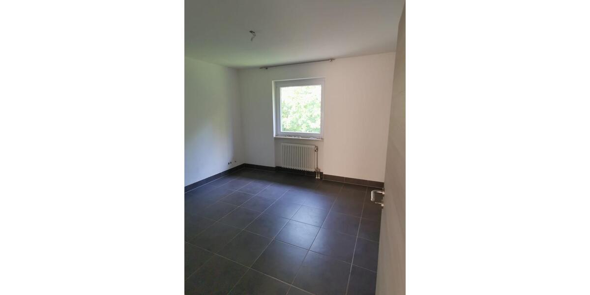 Etagenwohnung Illingen - 3 Zimmer, 80 m&sup2;, 800&euro; | Angebot:26286603