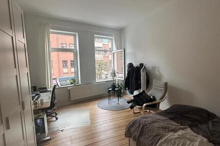 WG-Zimmer in sanierter Altbauwohnung (Zwischenmiete auch möglich) 3 zimmer