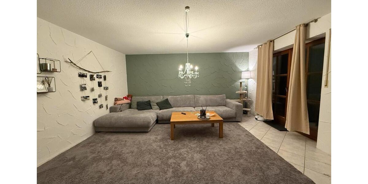 Etagenwohnung Ampfing - 2 Zimmer, 77 m&sup2;, 1.150&euro; | Angebot:25598864