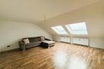 Dachgeschoßwohnung Wettstetten - 4 Zimmer, 180 m&sup2;, 1.440&euro; | Angebot:23847372