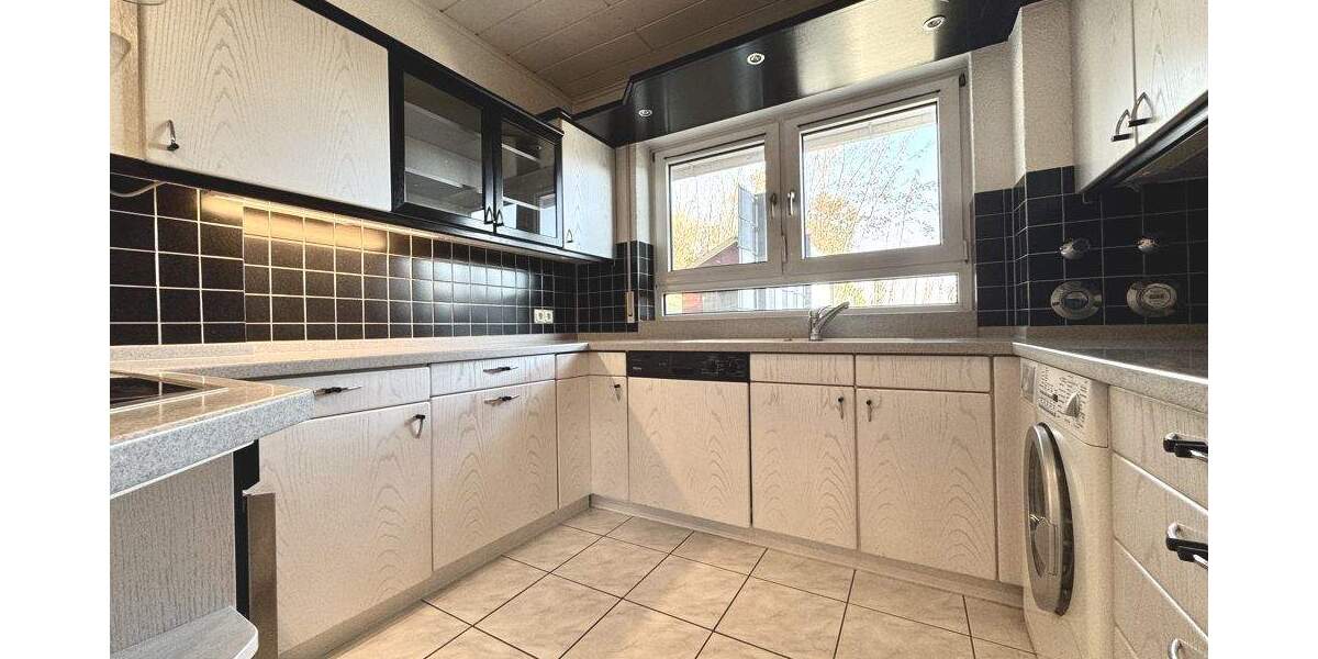 Etagenwohnung Lorsch - 2 Zimmer, 102 m&sup2;, 1.095&euro; | Angebot:24545492