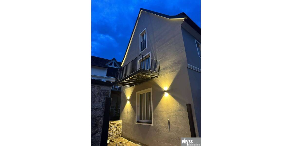 Mehrfamilienhaus, Wohnhaus Frickenhausen am Main - 3 Zimmer, 125 m&sup2;, 1.490&euro; | Angebot:26475835