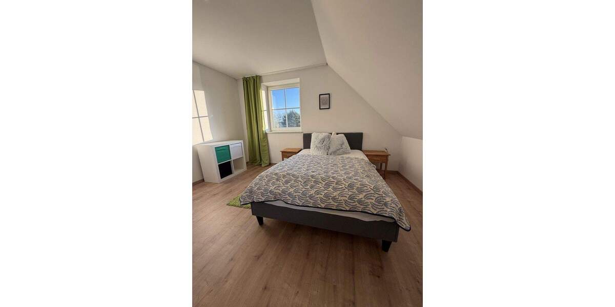 Einfamilienhaus Kröslin - 6 Zimmer, 220 m&sup2;, 1.990&euro; | Angebot:24671910