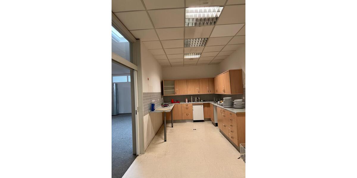 Gewerbeobjekt Hoisdorf - 8&euro; | Angebot:25286180