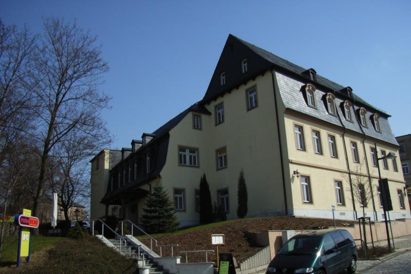 Etagenwohnung Limbach-Oberfrohna Oberfrohna - 2 Zimmer, 76 m&sup2;, 500&euro; | Angebot:26385618