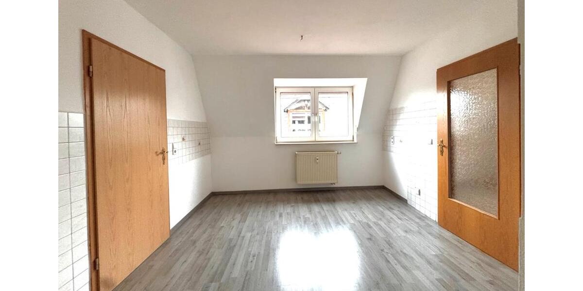 Dachgeschoßwohnung Hartenstein - 2 Zimmer, 50 m&sup2;, 320&euro; | Angebot:24770512