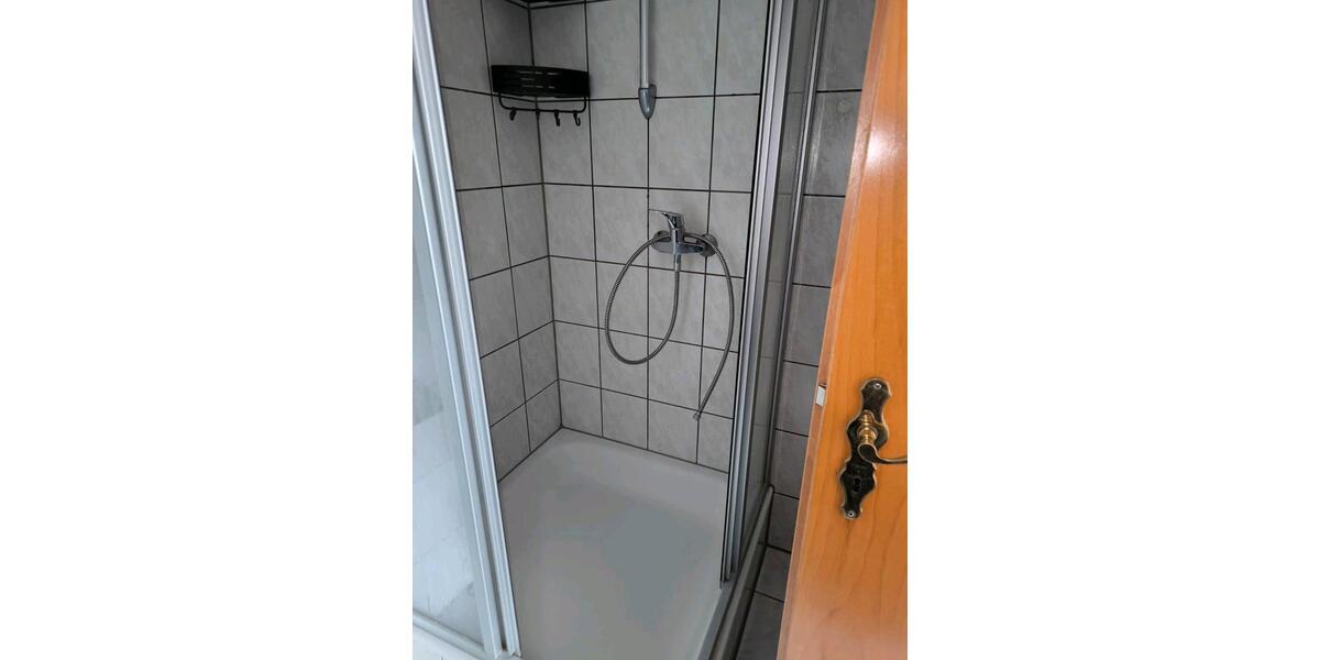 Dachgeschoßwohnung Aßlar - 3 Zimmer, 75 m&sup2;, 1.080&euro; | Angebot:25163645