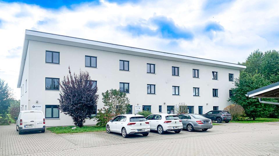 Zwischen Kiel und Rendsburg - top angebundene Bürofläche an der A210