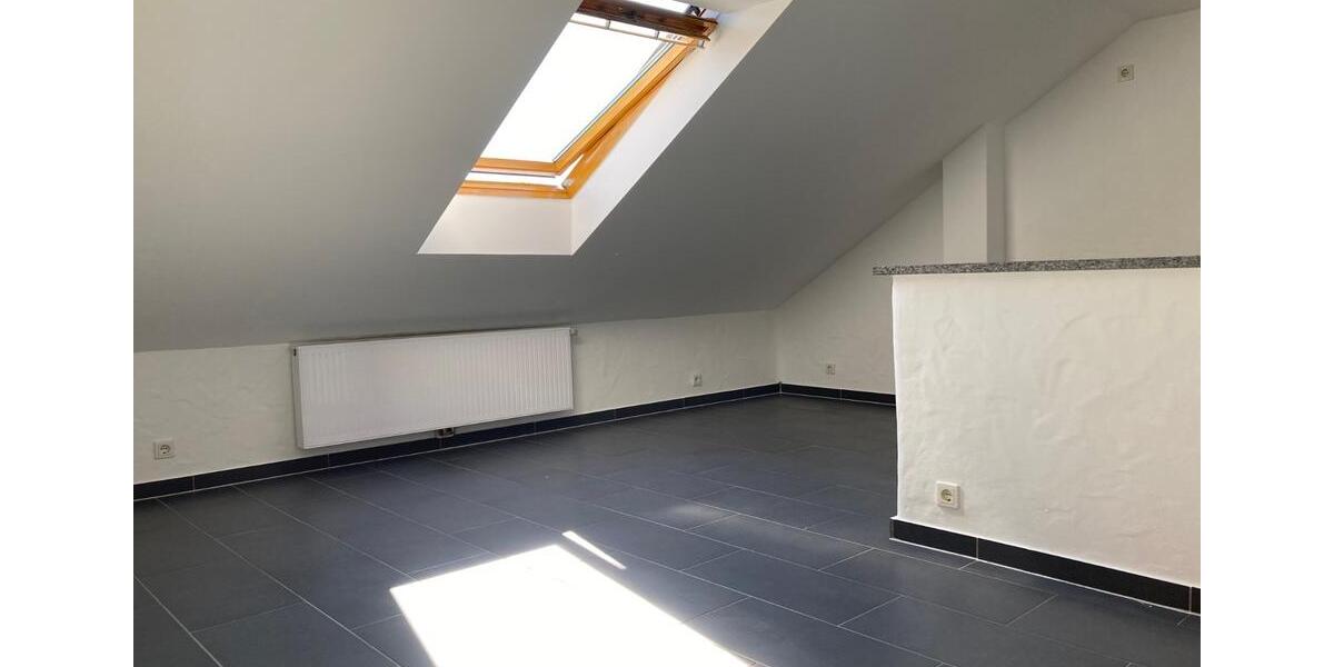 Dachgeschoßwohnung Ulmen - 3 Zimmer, 50 m&sup2;, 450&euro; | Angebot:26047390