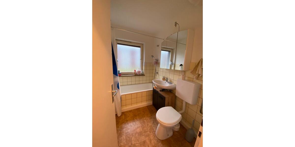 Wohnen auf Zeit Regensburg Galgenberg - 15 Zimmer, 65 m&sup2;, 500&euro; | Angebot:24664500