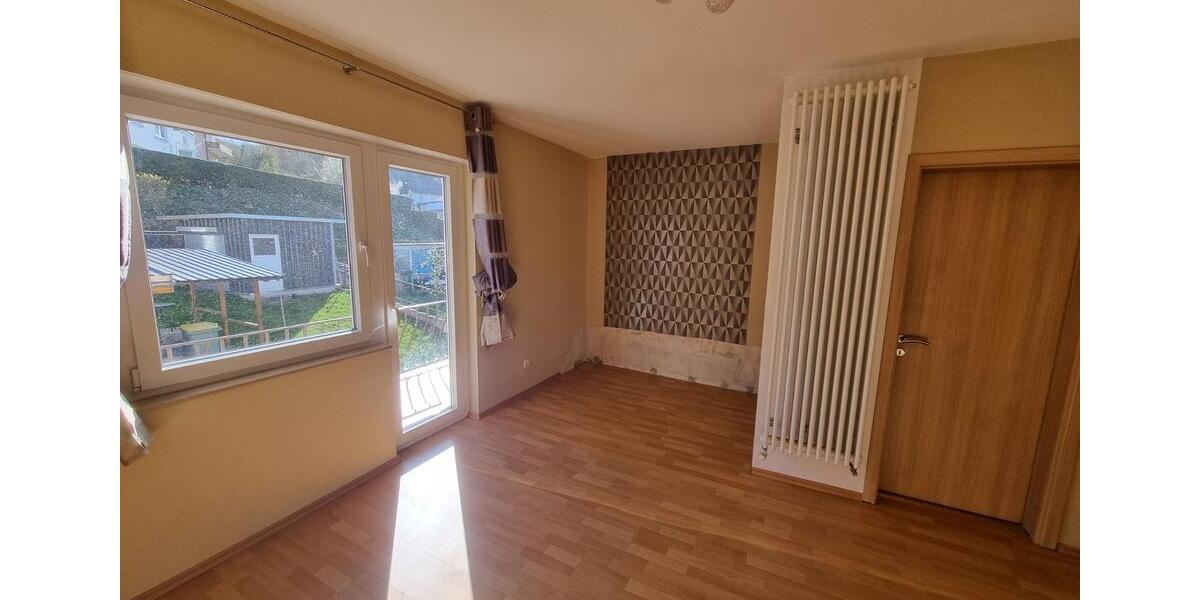 Dachgeschoßwohnung Bad Orb - 4 Zimmer, 76 m&sup2;, 750&euro; | Angebot:24946537