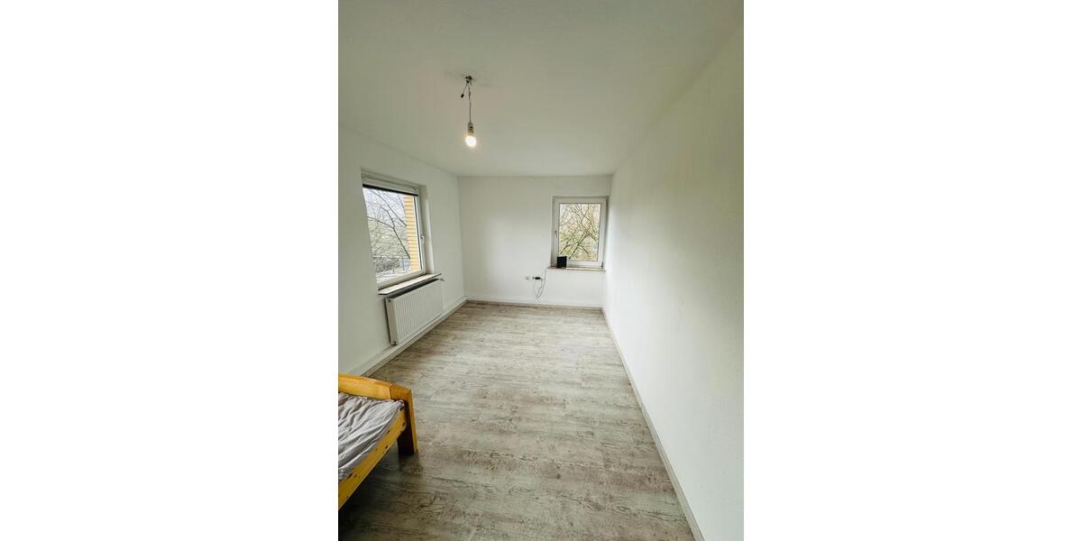 Etagenwohnung Emden Rysumer Landstraße - 3 Zimmer, 65 m&sup2;, 780&euro; | Angebot:25613313