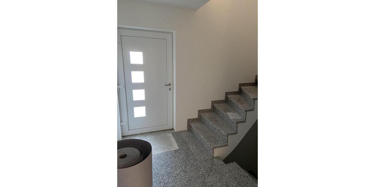 Erdgeschoßwohnung Crailsheim - 3 Zimmer, 102 m&sup2;, 1.260&euro; | Angebot:23860389