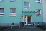 Die Gelegenheit: großzügig geschnitten und Top saniert: helle 2-Zimmer-Wohnung mit Wintergarten zimmer