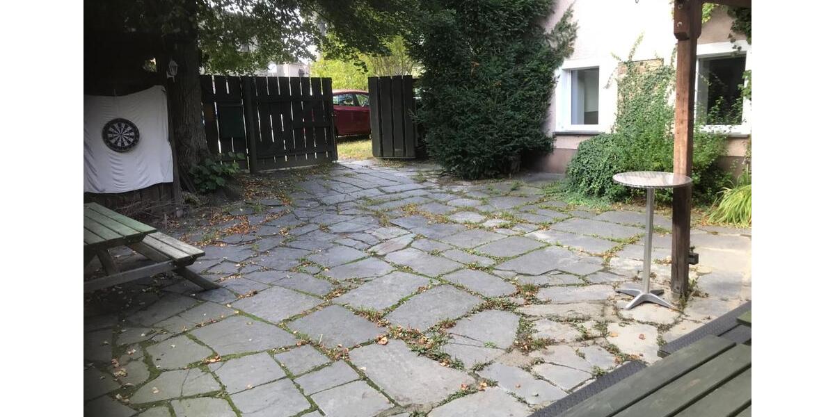 Erdgeschoßwohnung Reichenbach im Vogtland - 1 Zimmer, 30 m&sup2;, 180&euro; | Angebot:24842382