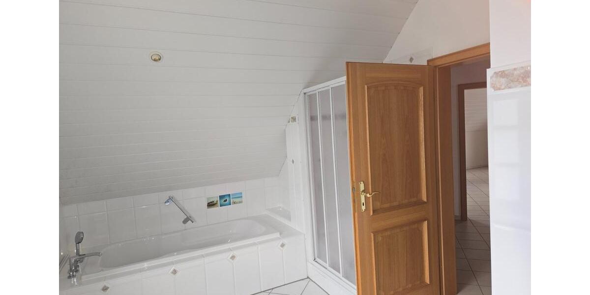 Dachgeschoßwohnung Brilon - 2 Zimmer, 98 m&sup2;, 580&euro; | Angebot:24488137