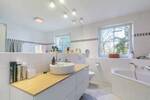 WOHNTRAUM IN KÖLN-MARIENBURG: Großzügige, moderne Wohnung mit Sonnenterrasse