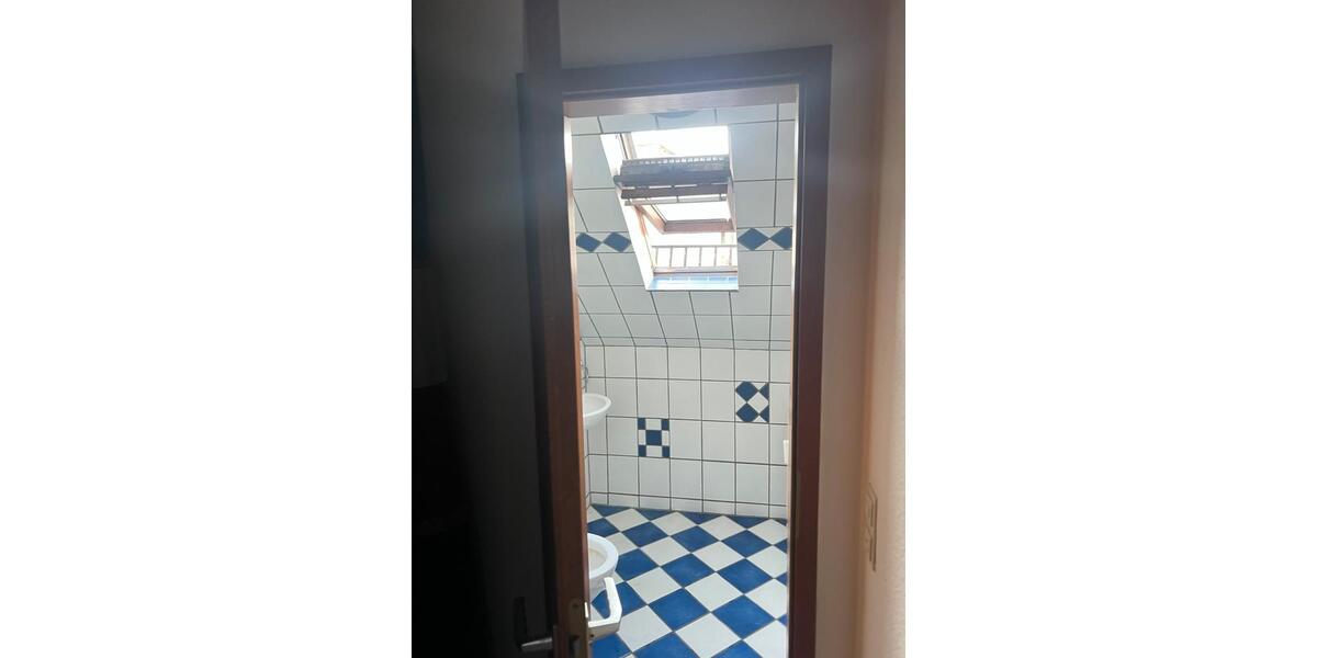 Dachgeschoßwohnung Karlsruhe Knielingen - 3 Zimmer, 18 m&sup2;, 575&euro; | Angebot:26645524