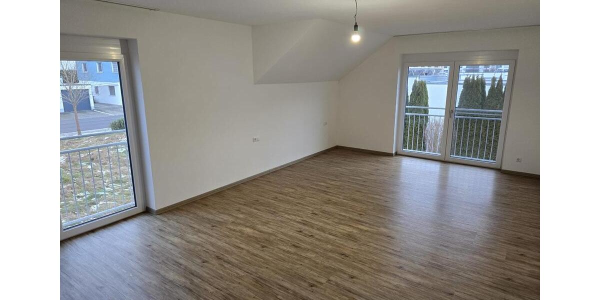 Mehrfamilienhaus, Wohnhaus Biberach an der Riß - 6 Zimmer, 200 m&sup2;, 2.000&euro; | Angebot:25840552