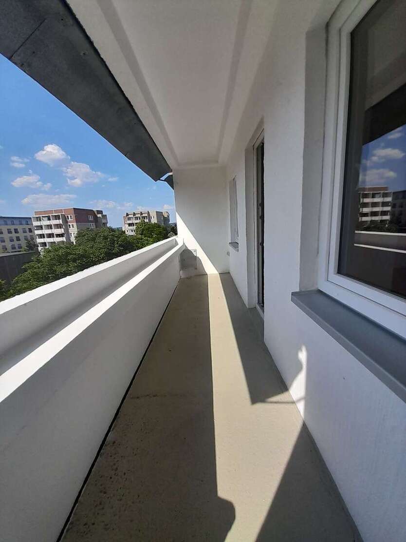 Wohnung zum Mieten in Dresden 527 € 77.46 m² 4 zimmer