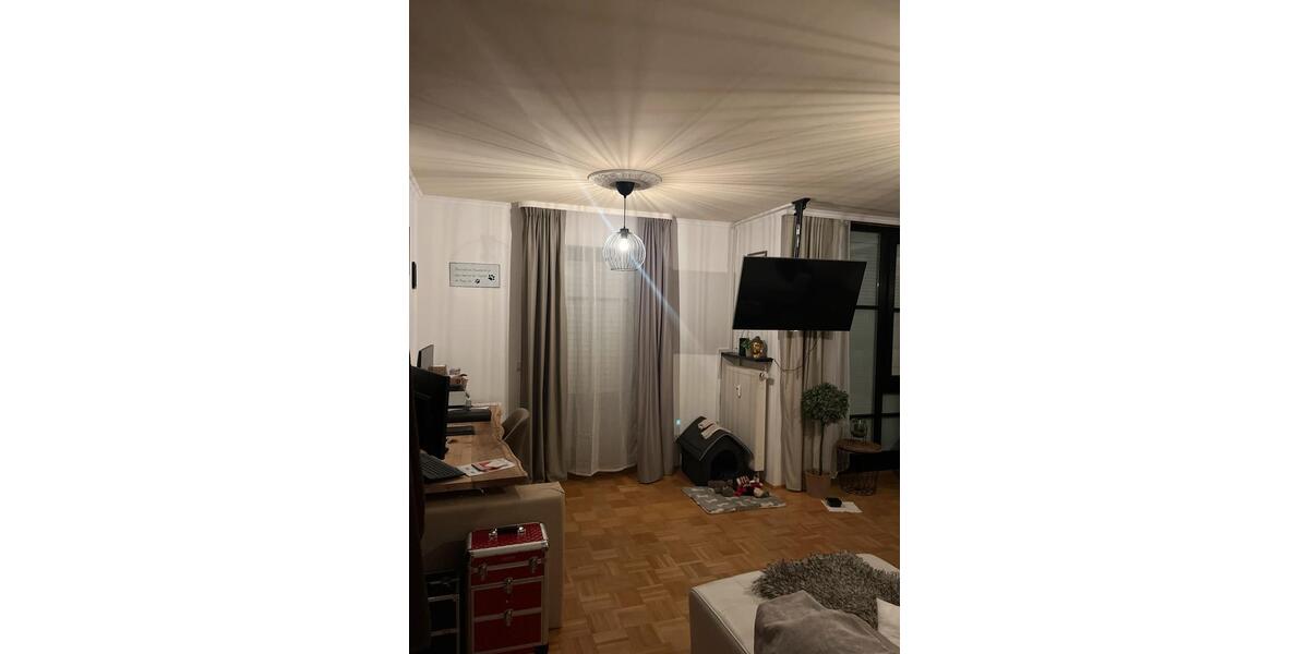 Etagenwohnung Traunreut Irsing - 2 Zimmer, 62 m&sup2;, 950&euro; | Angebot:24962140