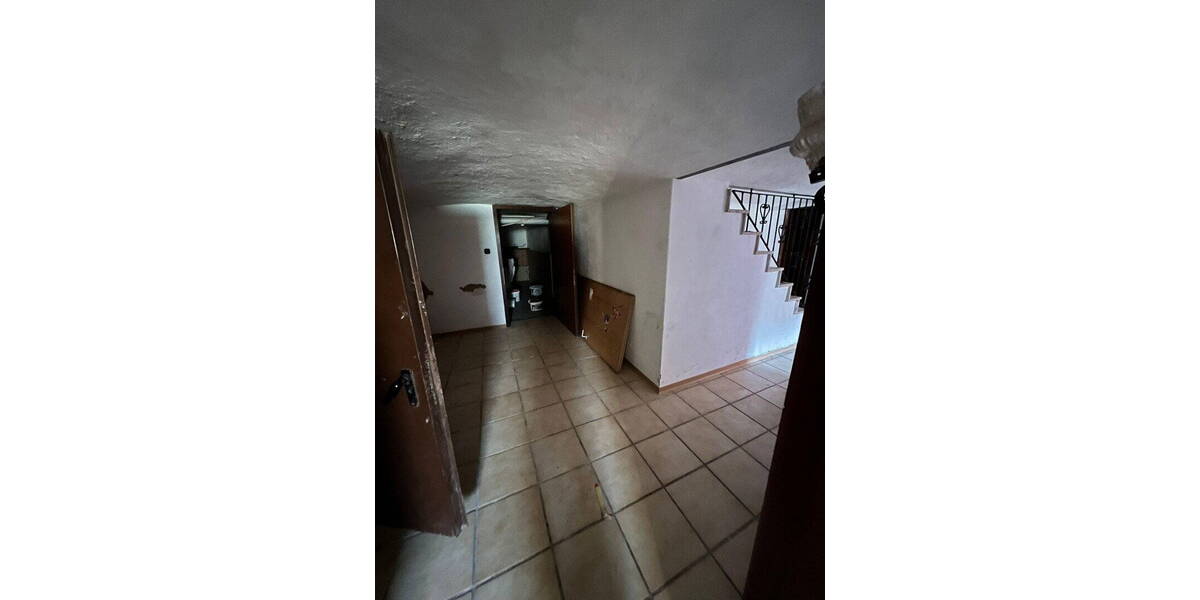 Etagenwohnung Obernkirchen - 6 Zimmer, 168 m&sup2;, 1.200&euro; | Angebot:26740854