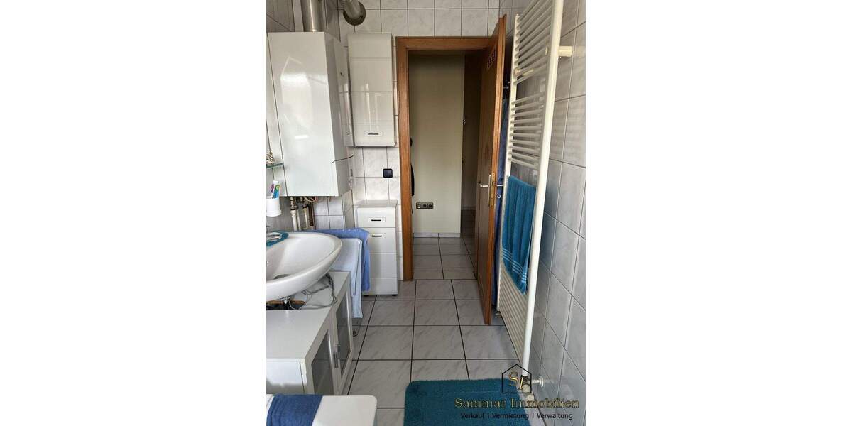 Etagenwohnung Mönchengladbach Wickrath - 3 Zimmer, 76 m&sup2;, 900&euro; | Angebot:23953834