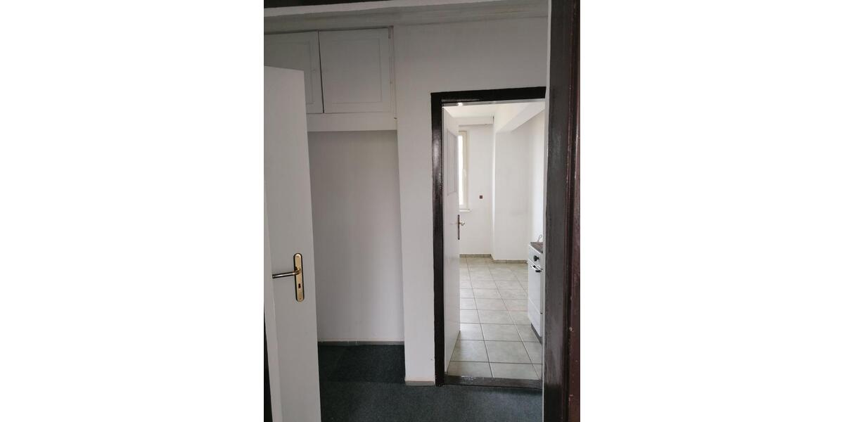 Etagenwohnung Luckenwalde - 4 Zimmer, 78 m&sup2;, 335&euro; | Angebot:26579532