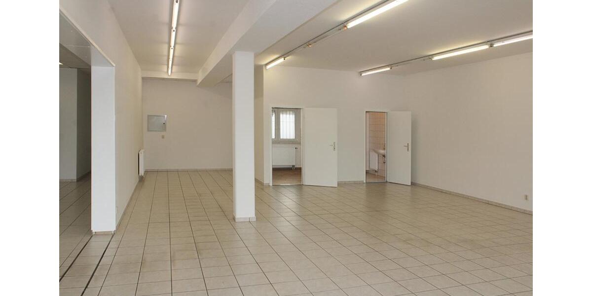 Gewerbeobjekt Kölleda - 1.000&euro; | Angebot:22100243