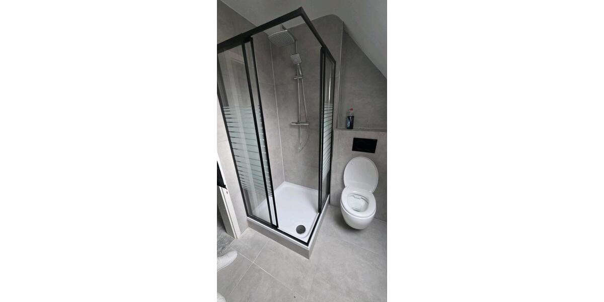 Dachgeschoßwohnung Albstadt - 4 Zimmer, 68 m&sup2;, 700&euro; | Angebot:26023490