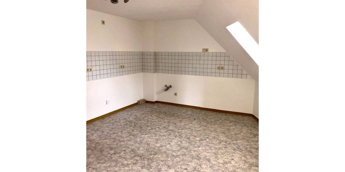 Dachgeschosswohnung - mehr als nur eine Wohnung, eine neue Perspektive. 2 zimmer