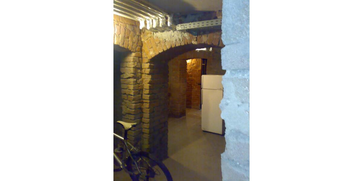 Dachgeschoßwohnung Freiberg - 2 Zimmer, 64 m&sup2;, 380&euro; | Angebot:22989492