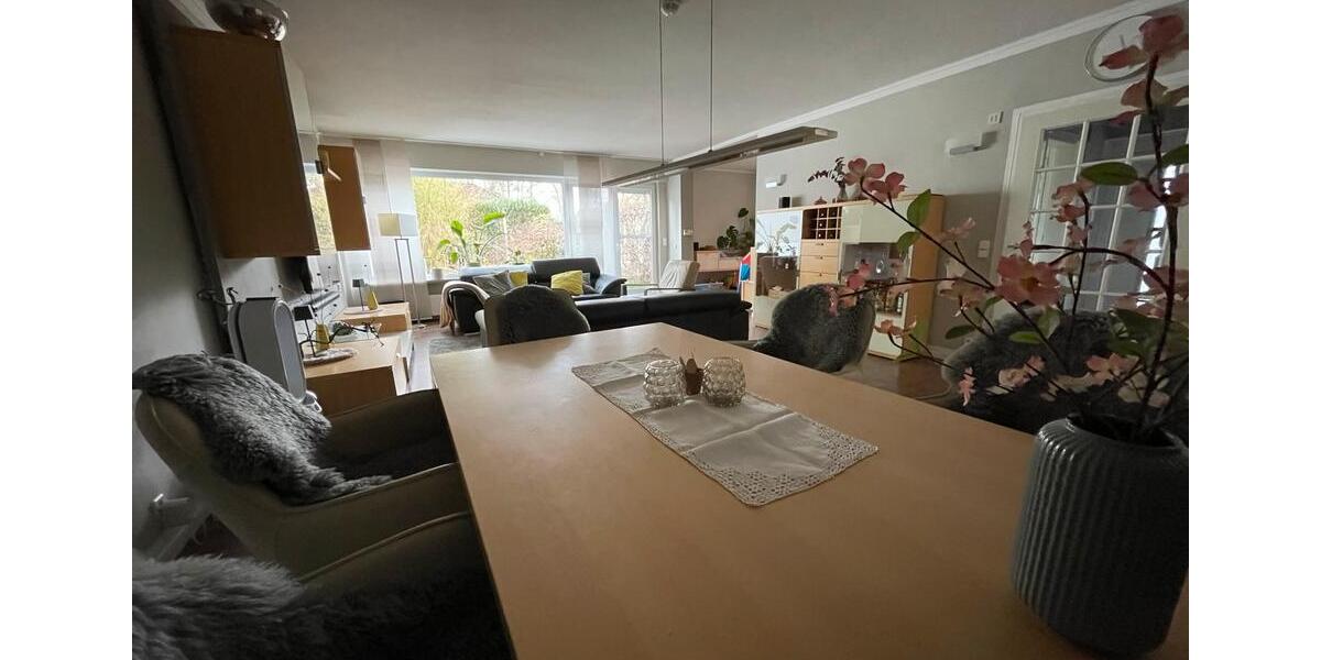 Doppelhaushälfte Hambühren - 4 Zimmer, 120 m&sup2;, 1.250&euro; | Angebot:25980730