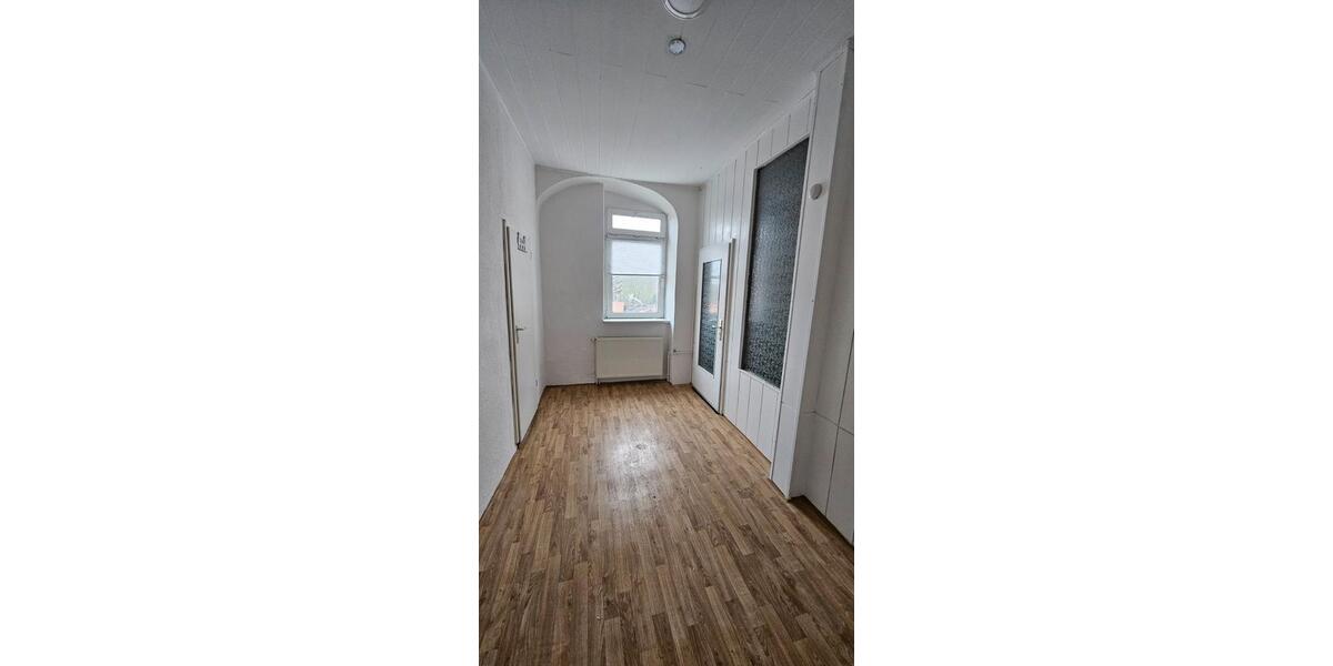 Etagenwohnung Gerbstedt - 3.5 Zimmer, 88 m&sup2;, 480&euro; | Angebot:23635477