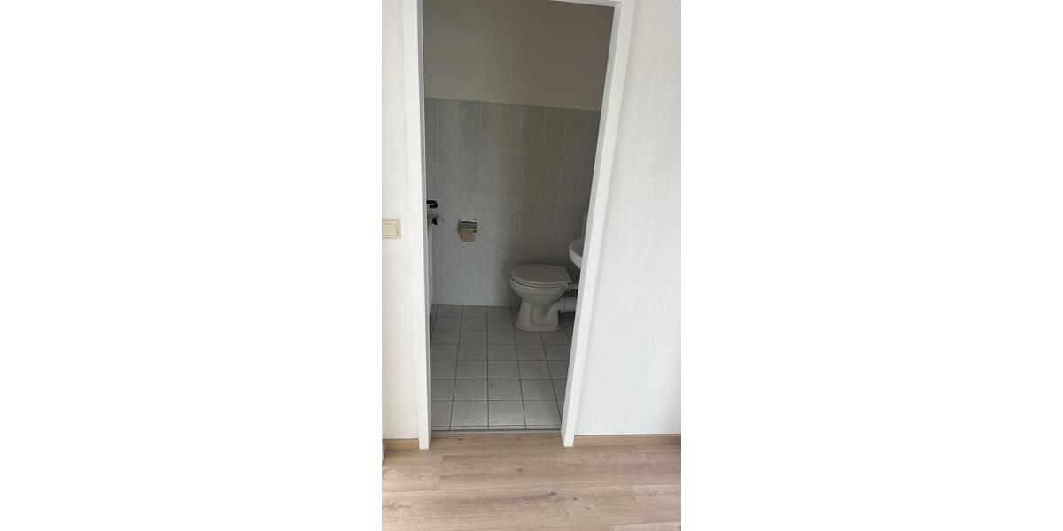 Dachgeschoßwohnung Bitterfeld-Wolfen Bitterfeld - 3 Zimmer, 70 m&sup2;, 734&euro; | Angebot:26460976