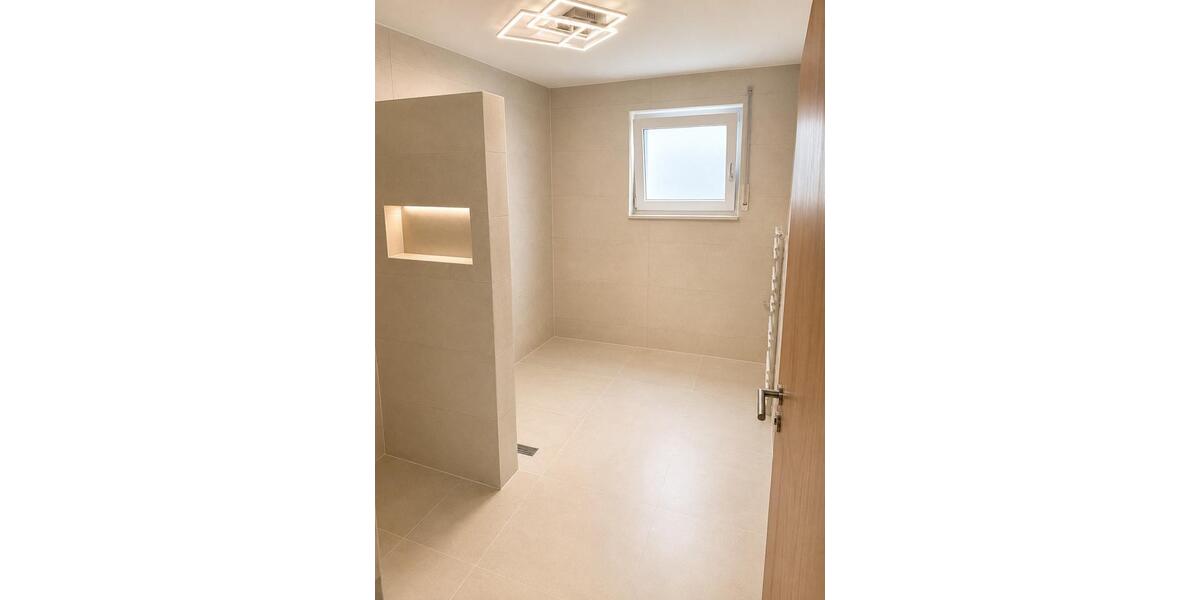 Erdgeschoßwohnung Vöhringen - 4 Zimmer, 106 m&sup2;, 1.500&euro; | Angebot:26561079