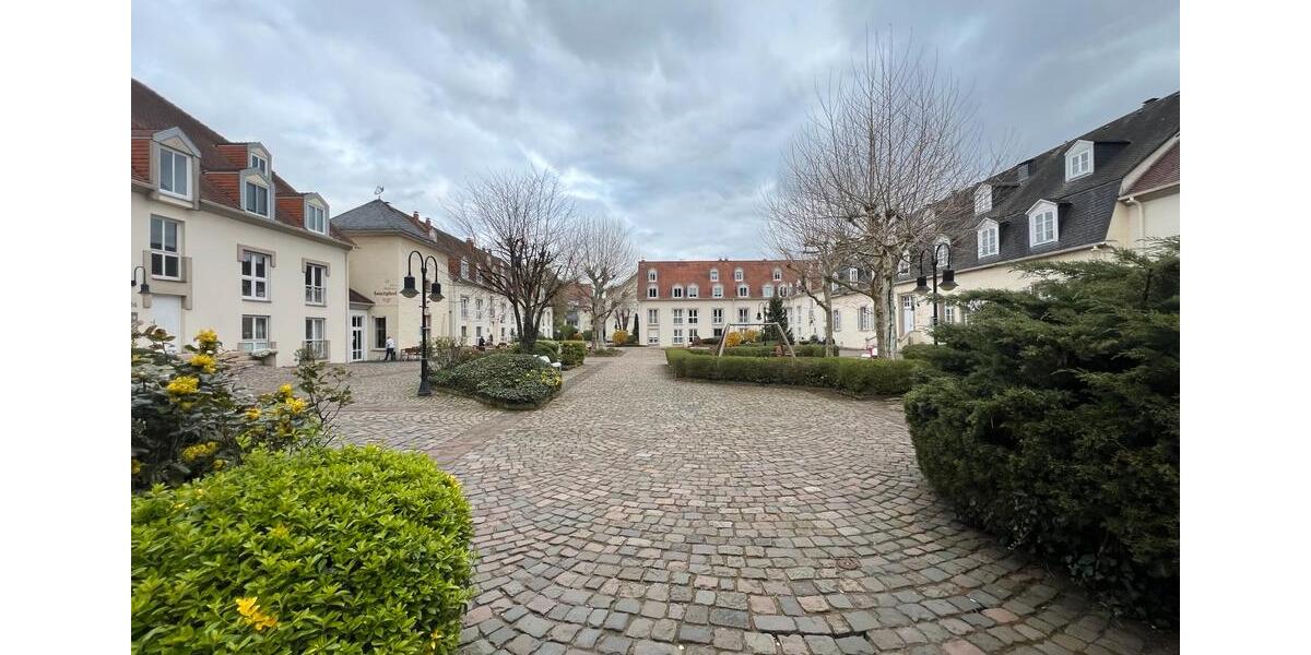 Dachgeschoßwohnung Saarbrücken - 1 Zimmer, 32 m&sup2;, 490&euro; | Angebot:26039873