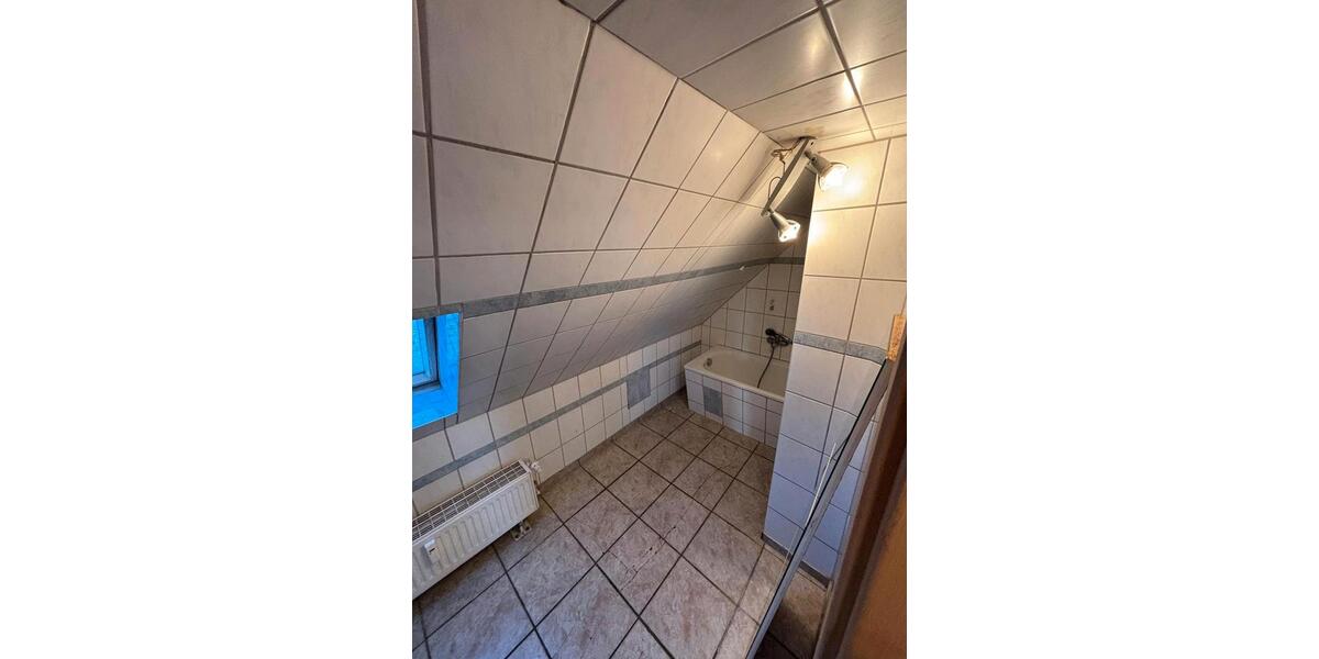 Dachgeschoßwohnung Sanitz - 3 Zimmer, 73 m&sup2;, 1.200&euro; | Angebot:24474396