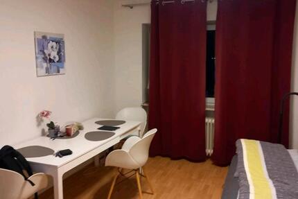 Ruhige Singlewohnung- 1 Zimmer - 25 m2 - 2OG - mit Pantryküche 1 zimmer