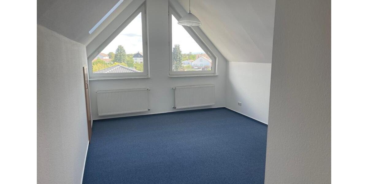 Dachgeschoßwohnung Pohlheim - 1 Zimmer, 35 m&sup2;, 300&euro; | Angebot:25767030