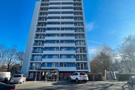 Großzügig geschnittene 2-Zimmer-Wohnung mit Balkon in Bad Homburg zu vermieten! 2 zimmer