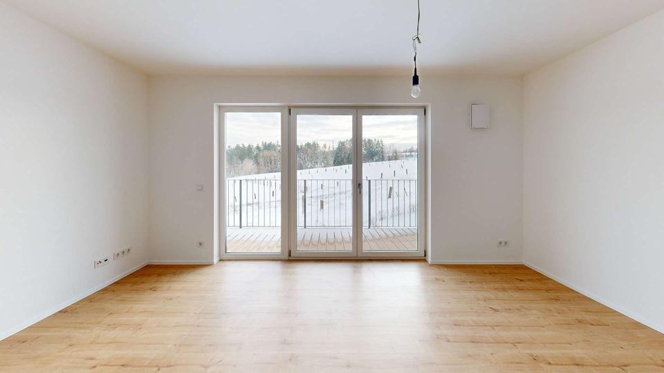 Etagenwohnung Tiefenbach - 2 Zimmer, 82 m&sup2;, 925&euro; | Angebot:23552442