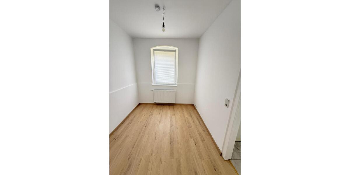 Erdgeschoßwohnung Treuenbrietzen - 2 Zimmer, 30 m&sup2;, 300&euro; | Angebot:26296462
