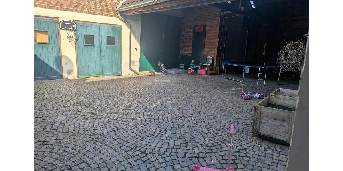 Reihenhaus Übach-Palenberg Palenberg - 5.5 Zimmer, 150 m&sup2;, 1.400&euro; | Angebot:25358177