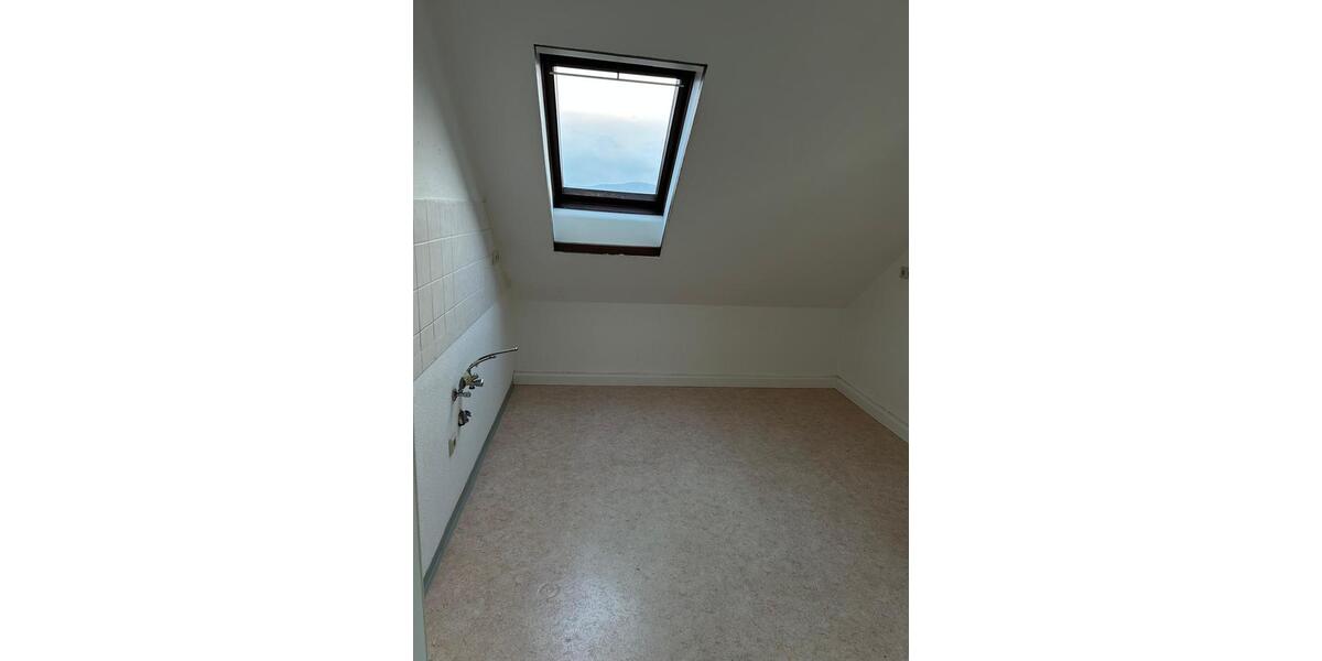 Dachgeschoßwohnung Großschönau - 2 Zimmer, 40 m&sup2;, 260&euro; | Angebot:26101203