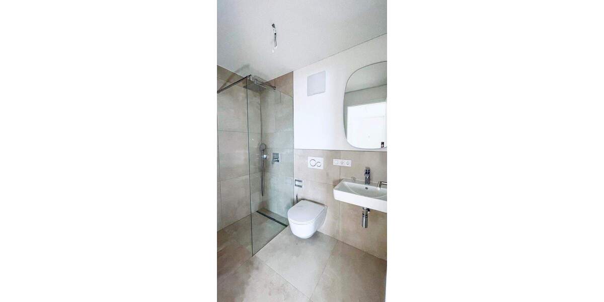 Etagenwohnung Radolfzell am Bodensee / Böhringen Böhringen - 3 Zimmer, 110 m&sup2;, 1.850&euro; | Angebot:24780578