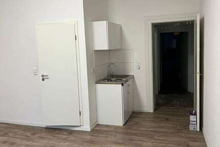 Wohnung Landau Kernstadt - 1 Zimmer, 25 m&sup2;, 320&euro; | Angebot:27230926