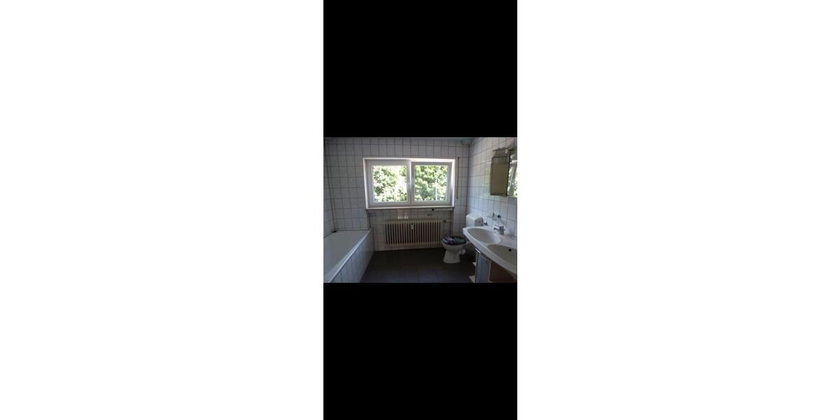 Etagenwohnung Nersingen - 3 Zimmer, 86 m&sup2;, 1.200&euro; | Angebot:25636527