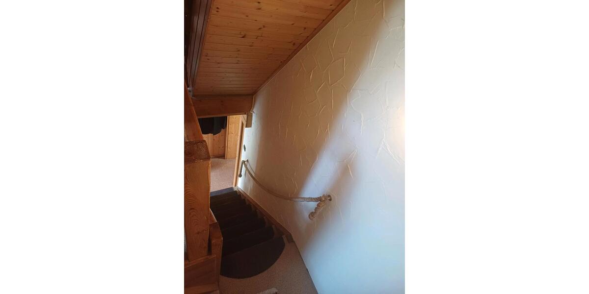 Etagenwohnung Winnweiler - 5 Zimmer, 120 m&sup2;, 865&euro; | Angebot:26597979