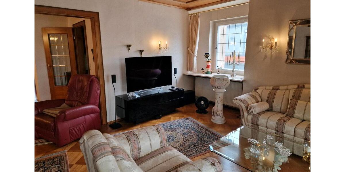 Etagenwohnung Bautzen - 4 Zimmer, 152 m&sup2;, 1.100&euro; | Angebot:24766861